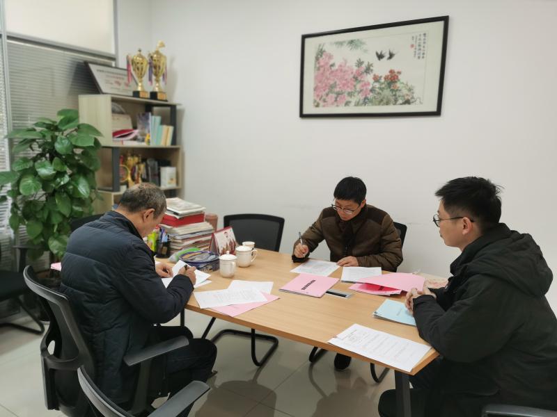 爱德1.jpg 爱德1.jpg